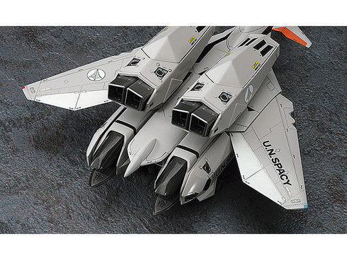 1/72 VF-11B SUPER THUNDERBOLT - MACROSS PLUS -