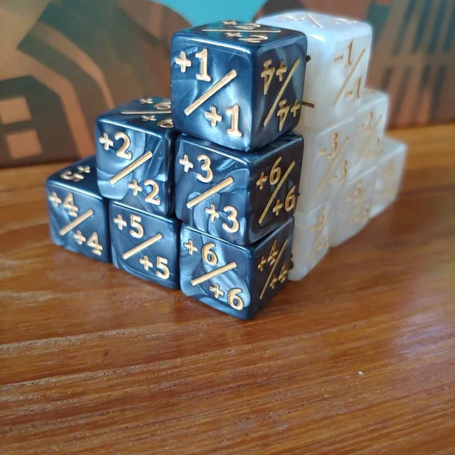 Dice Tokens for Magic The Gathering, MTG Dice, -1/-1 counter, +1/+1 counter (8pack)